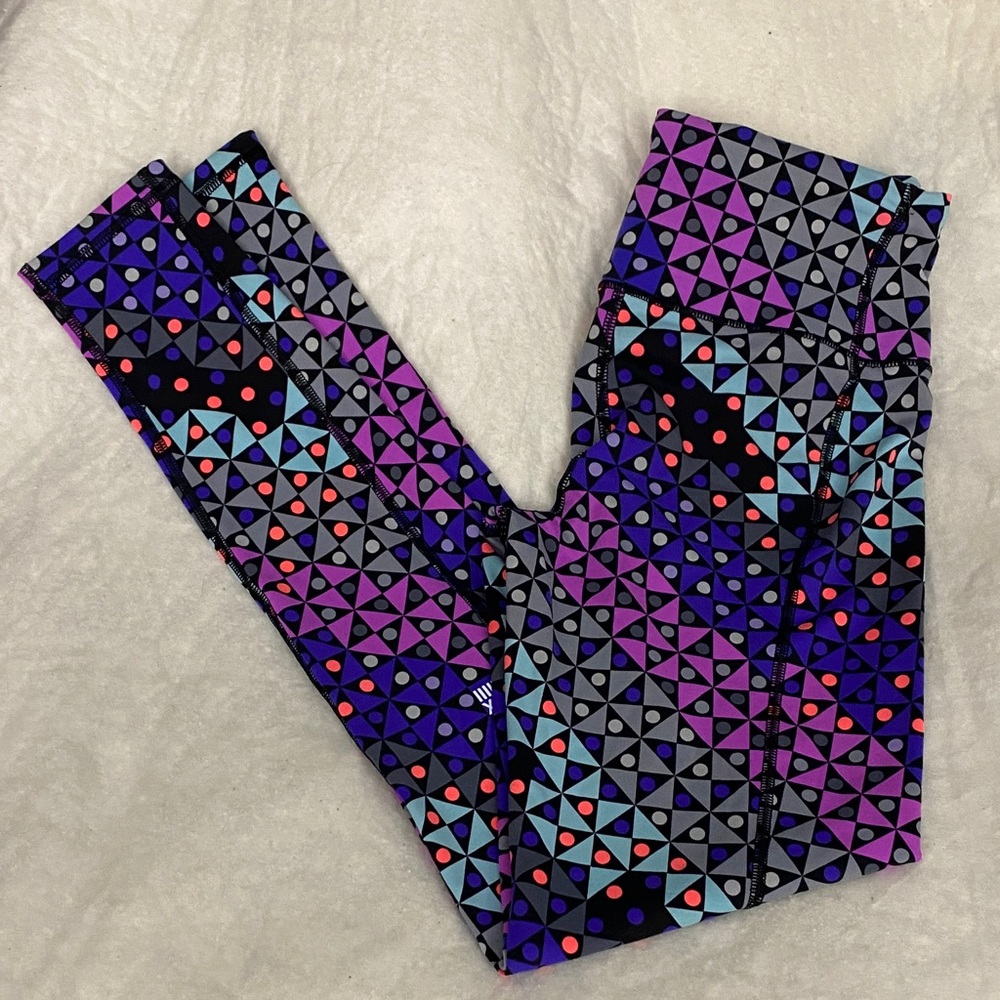 3/$20✨VSX Victoria's Secret Knockout Purple, Blue & Black Geometric Leggings - Picture 2 of 8